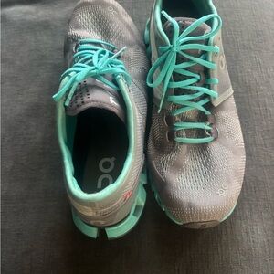 On Cloud Running Women's Athletic Shoes in Gray and Teal